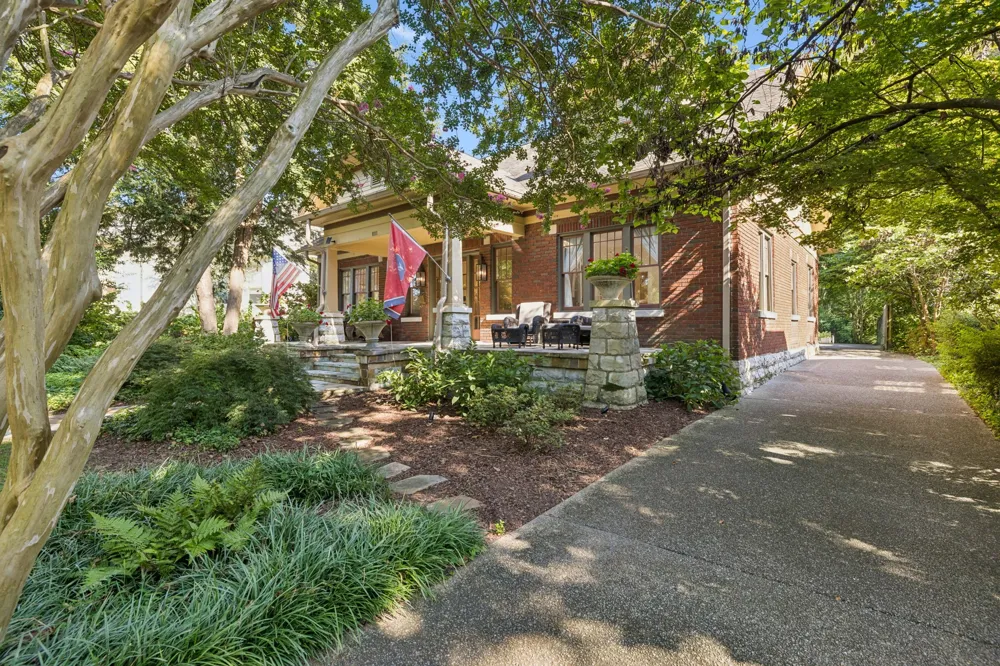 1011 W Main St Franklin, TN 37064