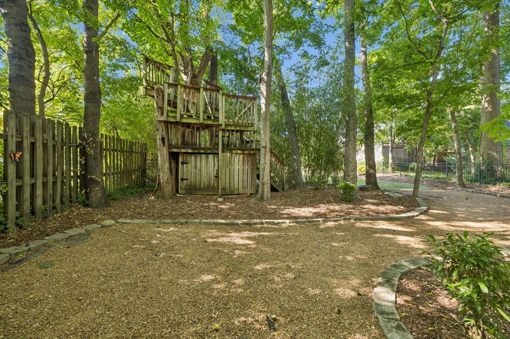 1011 W Main St Franklin, TN 37064