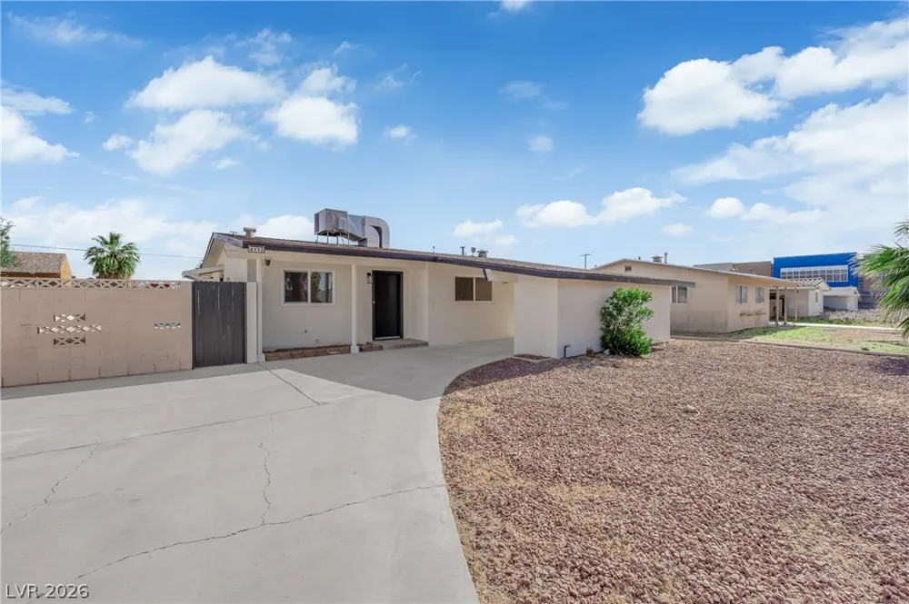 4112 Las Lomas Avenue Las Vegas, NV 89102