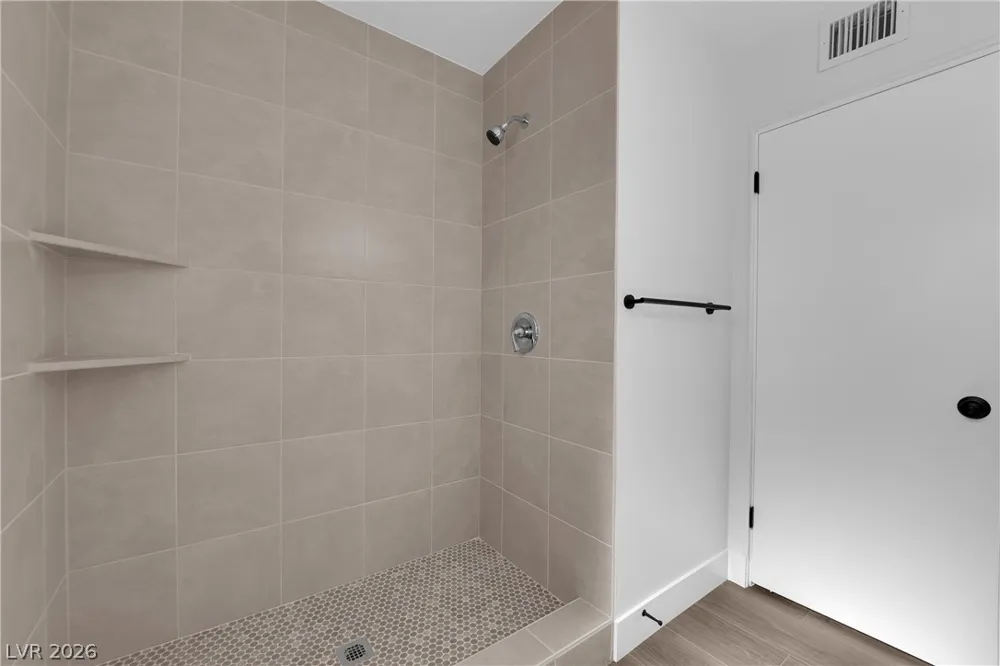 4112 Las Lomas Avenue Las Vegas, NV 89102