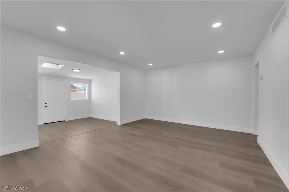 4112 Las Lomas Avenue Las Vegas, NV 89102