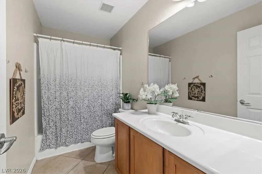 4421 Carrier Dove Avenue North Las Vegas, NV 89084