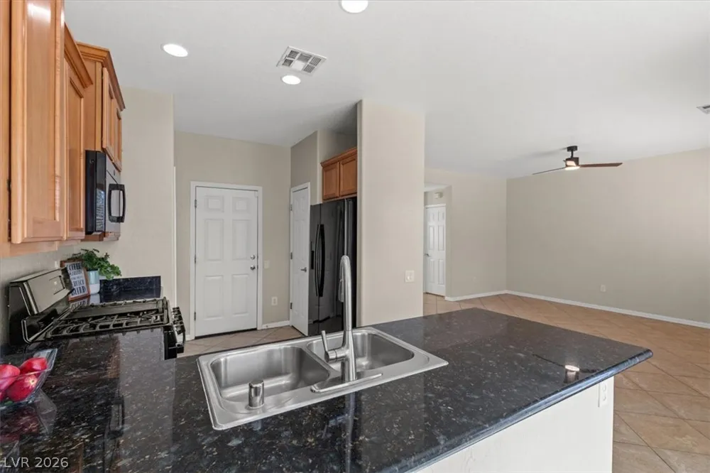 4421 Carrier Dove Avenue North Las Vegas, NV 89084