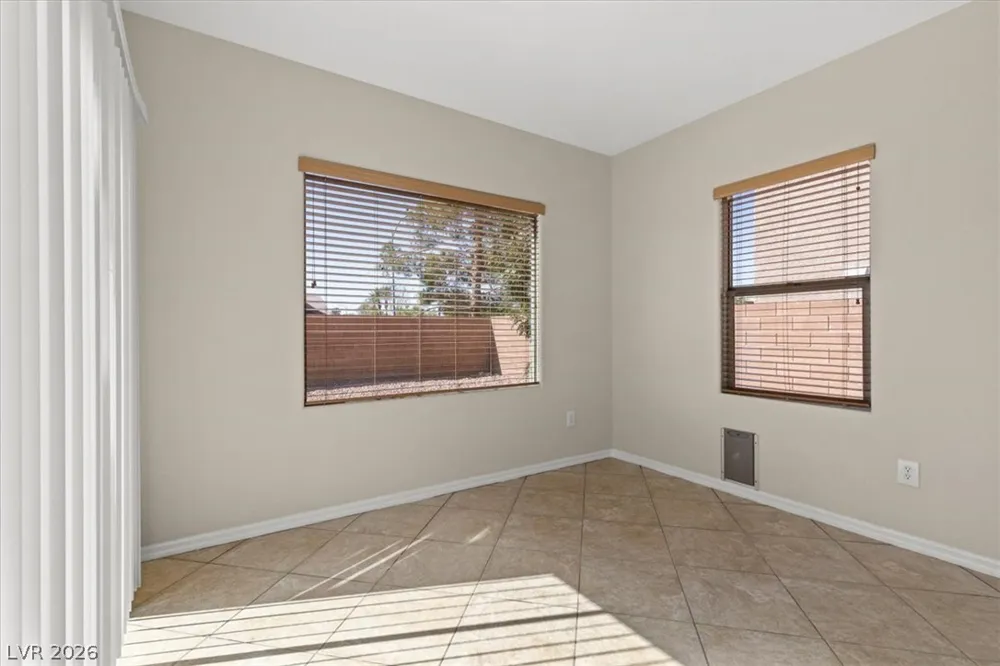 4421 Carrier Dove Avenue North Las Vegas, NV 89084