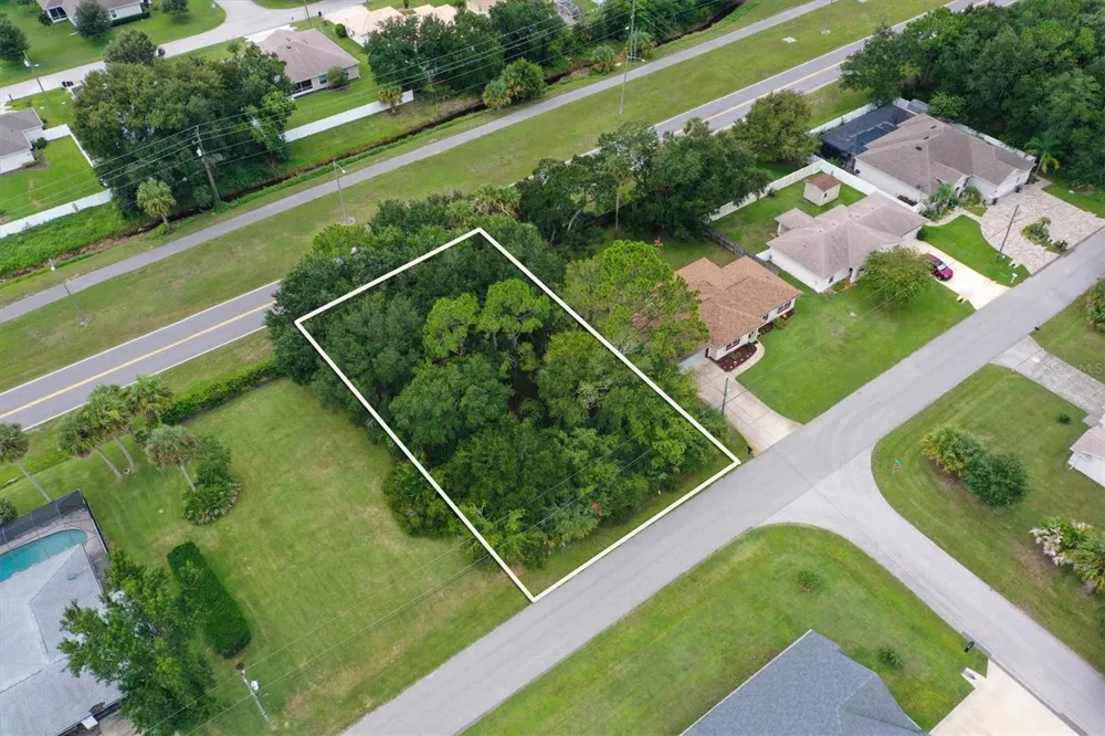 5 LUDLOW LANE W Palm Coast, FL 32137