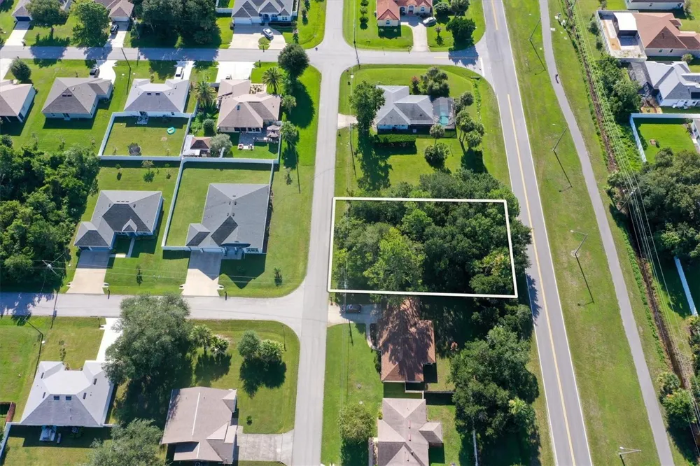 5 LUDLOW LANE W Palm Coast, FL 32137