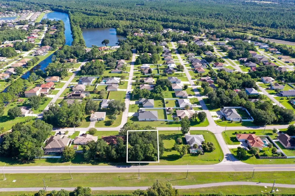 5 LUDLOW LANE W Palm Coast, FL 32137