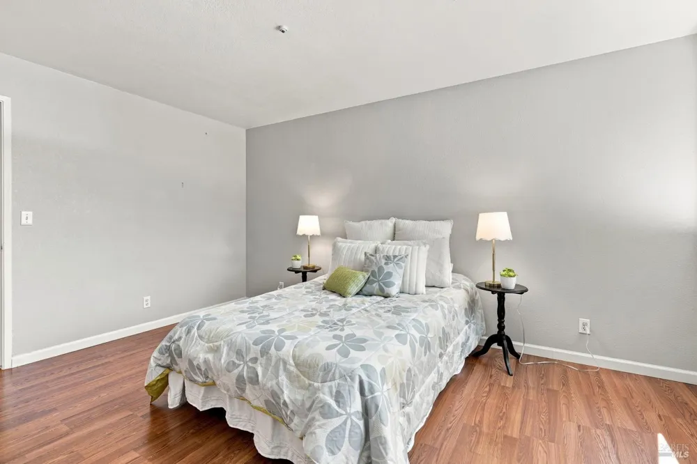 38 Meadowbrook Court Cotati, CA 94931