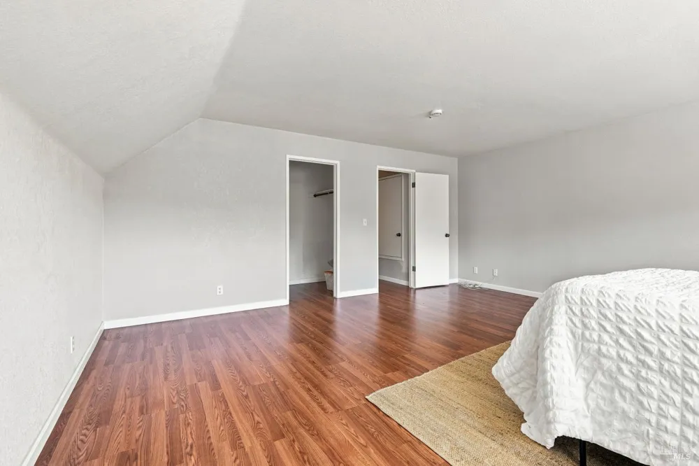 38 Meadowbrook Court Cotati, CA 94931