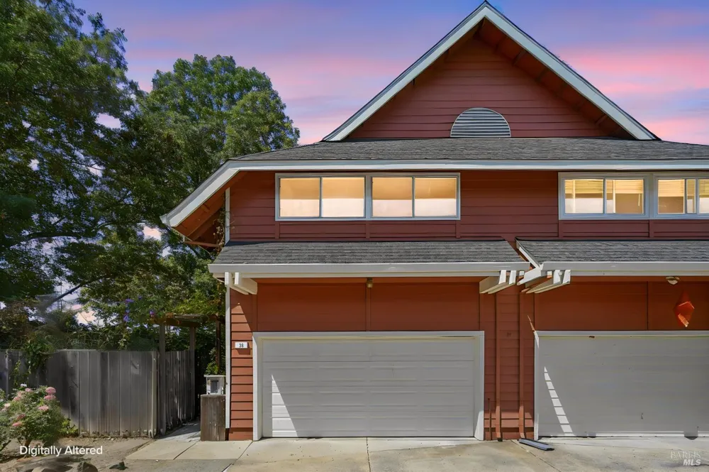38 Meadowbrook Court Cotati, CA 94931