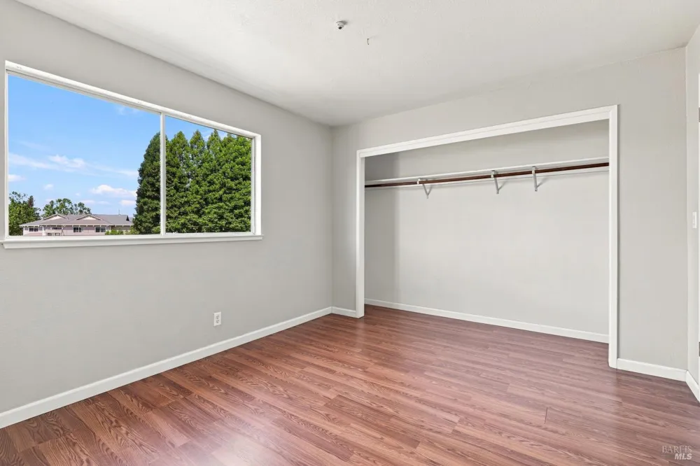 38 Meadowbrook Court Cotati, CA 94931