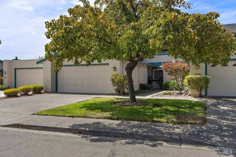 1492 London Circle Benicia, CA 94510