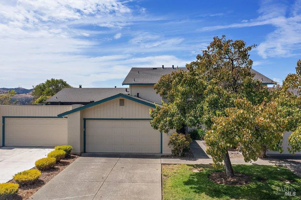 1492 London Circle Benicia, CA 94510