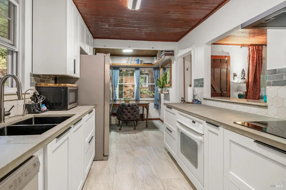17355 116 Highway Guerneville, CA 95446