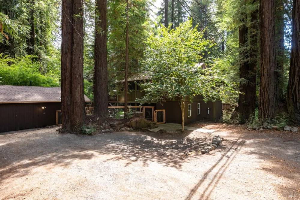 17355 116 Highway Guerneville, CA 95446