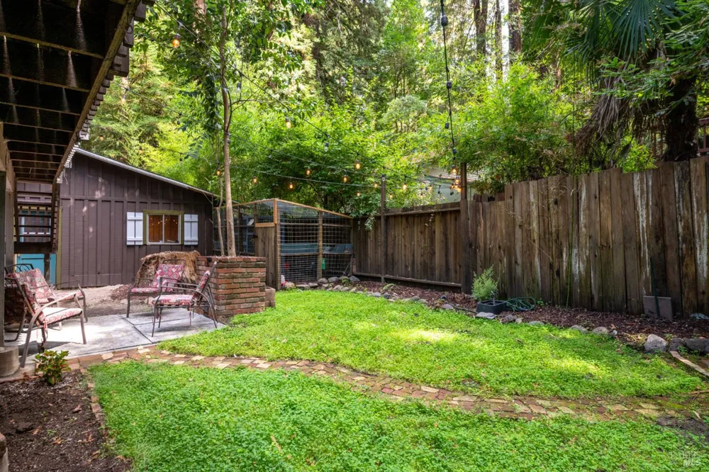 17355 116 Highway Guerneville, CA 95446