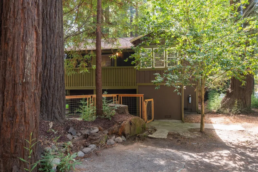 17355 116 Highway Guerneville, CA 95446