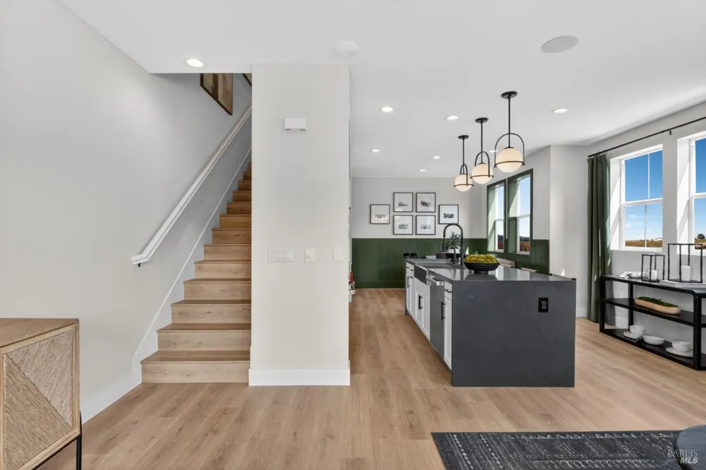 18481 Azul Lane Morgan Hill, CA 95037