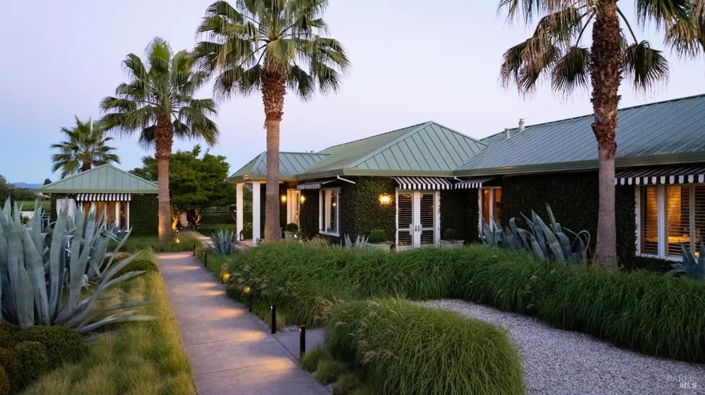 1237 Bella Oaks Lane Napa, CA 94558