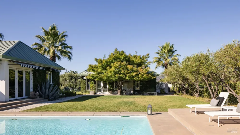 1237 Bella Oaks Lane Napa, CA 94558