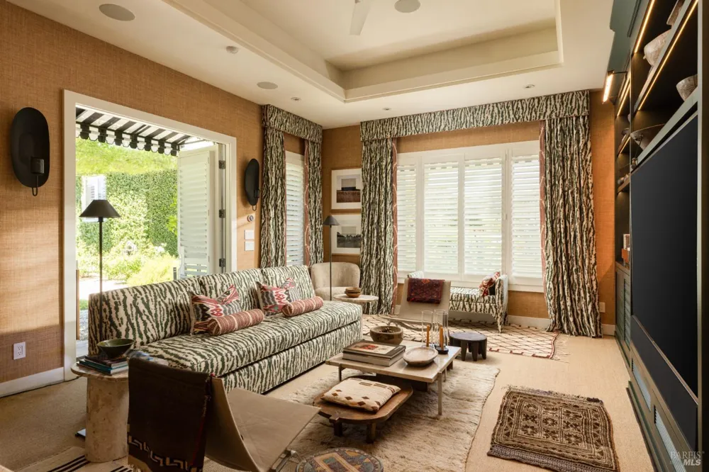 1237 Bella Oaks Lane Napa, CA 94558