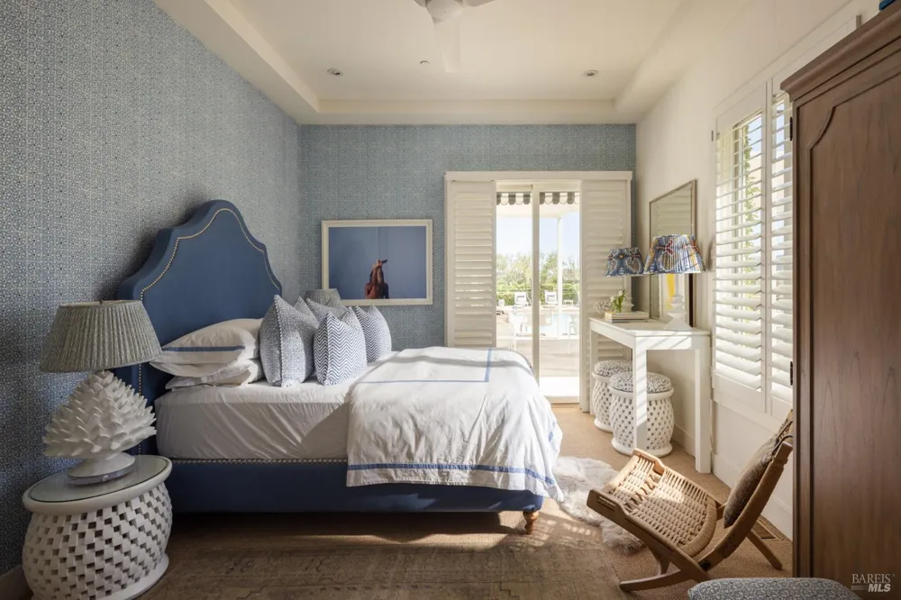 1237 Bella Oaks Lane Napa, CA 94558