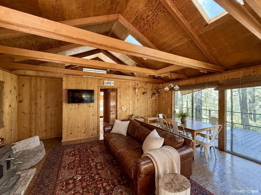 43 Bear Avenue Lake Pillsbury, CA 95469
