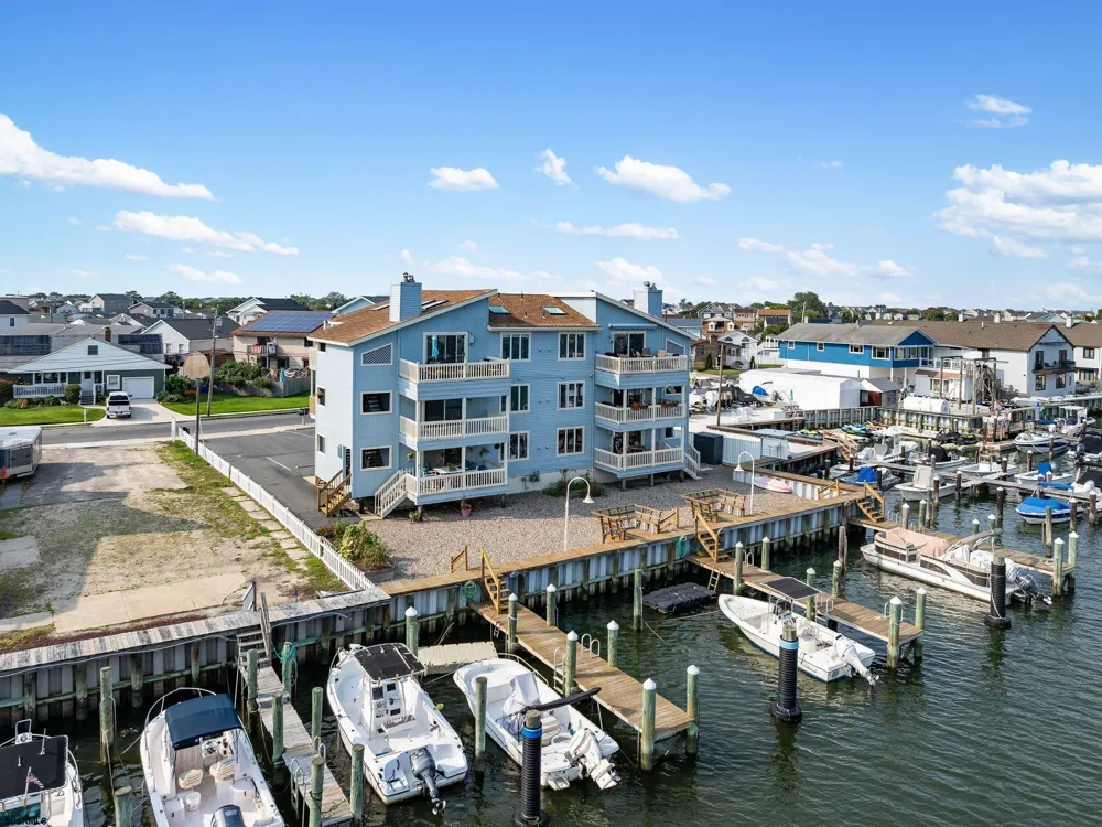 444 W Shore Dr Brigantine, NJ 08203