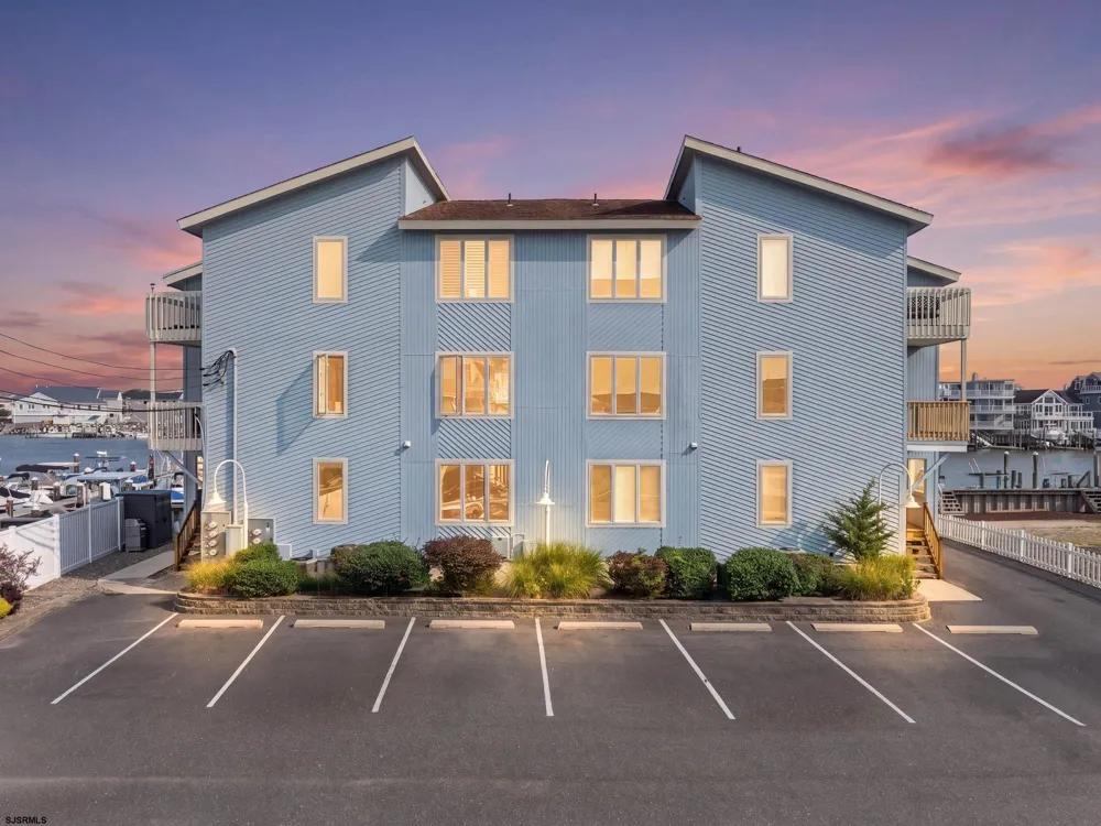 444 W Shore Dr Brigantine, NJ 08203