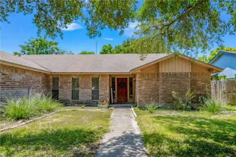 1809 Live Oak Drive