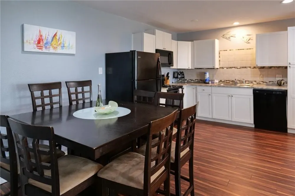 6275 State Highway 361 #214 Port Aransas, TX 78373