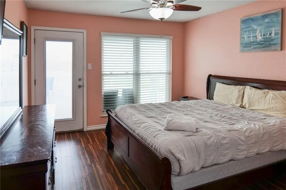 6275 State Highway 361 #214 Port Aransas, TX 78373