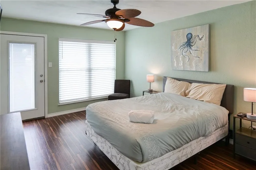 6275 State Highway 361 #214 Port Aransas, TX 78373