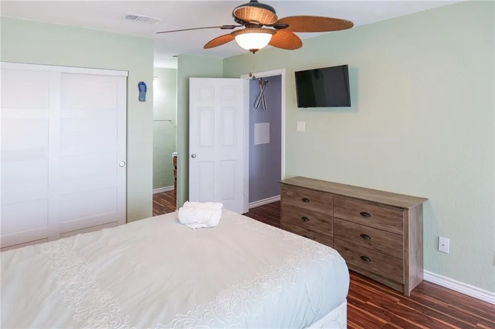 6275 State Highway 361 #214 Port Aransas, TX 78373