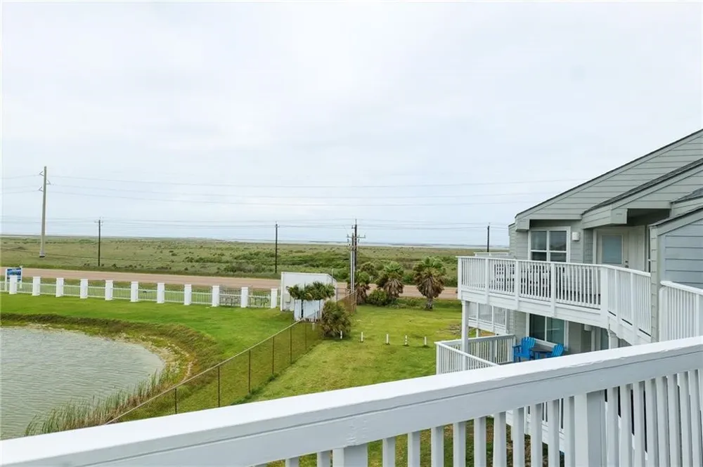 6275 State Highway 361 #214 Port Aransas, TX 78373