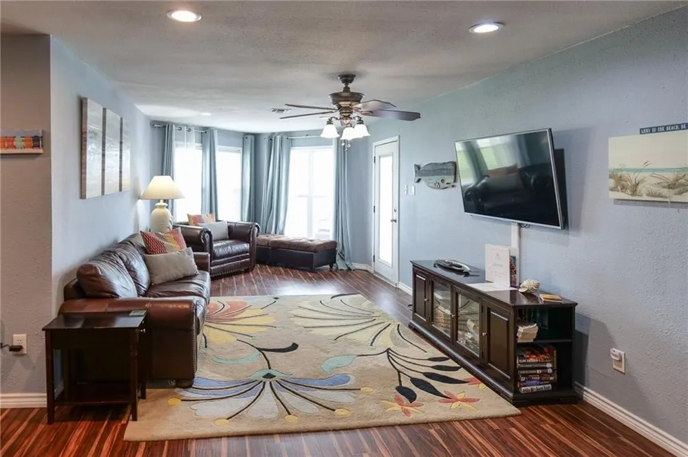6275 State Highway 361 #214 Port Aransas, TX 78373