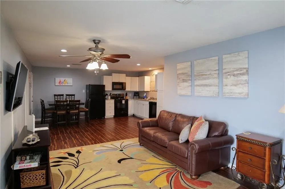 6275 State Highway 361 #214 Port Aransas, TX 78373