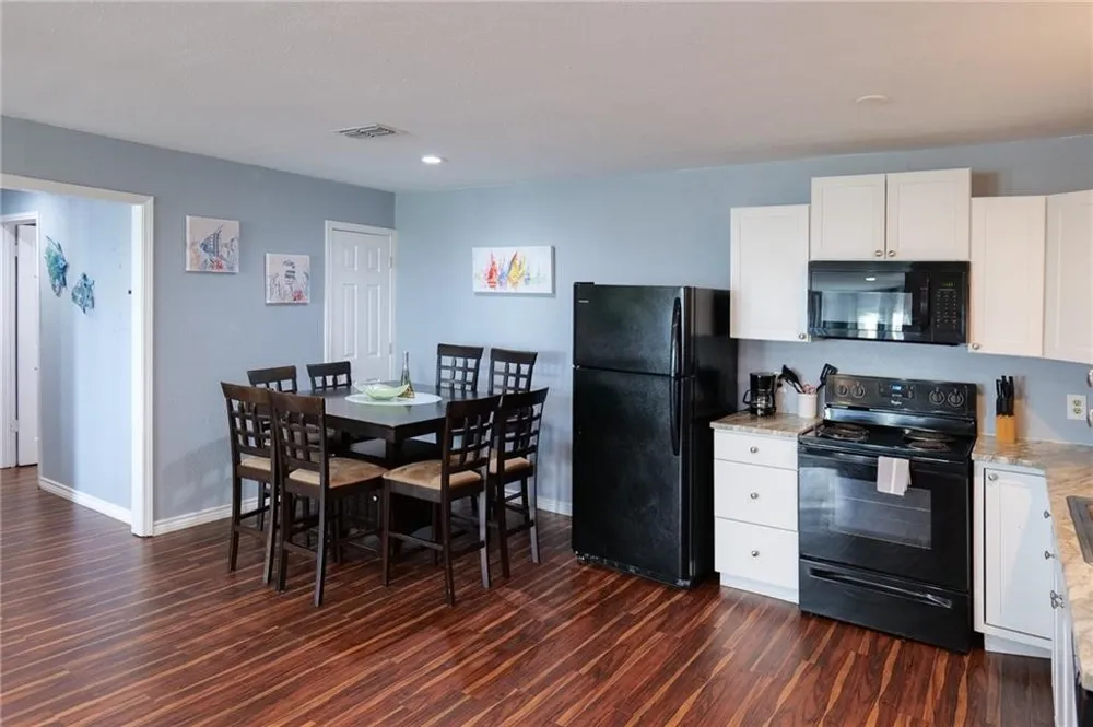 6275 State Highway 361 #214 Port Aransas, TX 78373