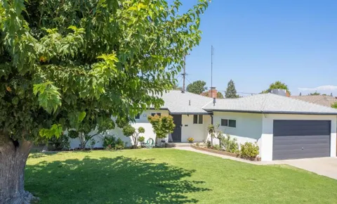593 W Pico
