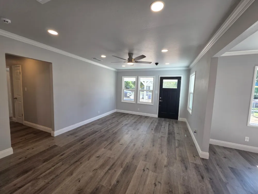 2568 Lotus Avenue Fresno, CA 93706