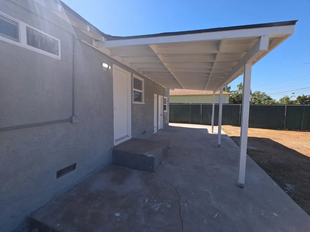 2568 Lotus Avenue Fresno, CA 93706