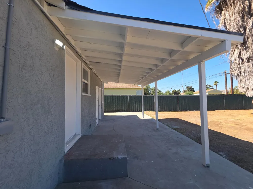 2568 Lotus Avenue Fresno, CA 93706