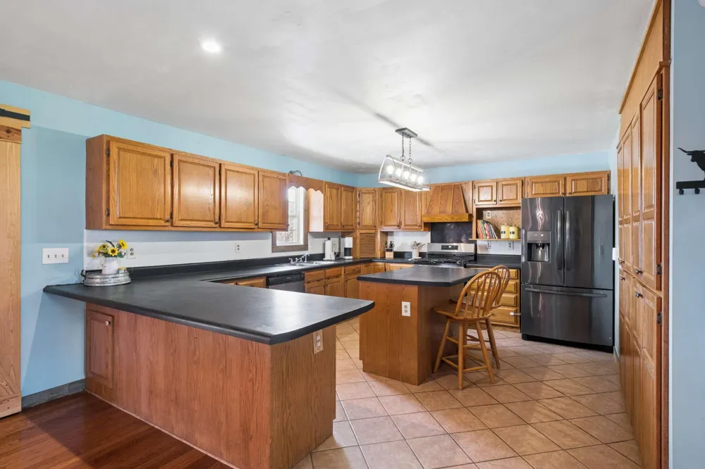 324 Laster Holman Lane Decherd, TN 37324