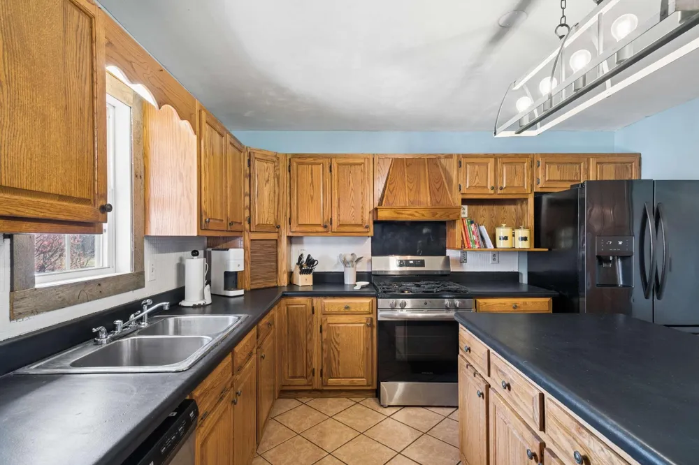 324 Laster Holman Lane Decherd, TN 37324