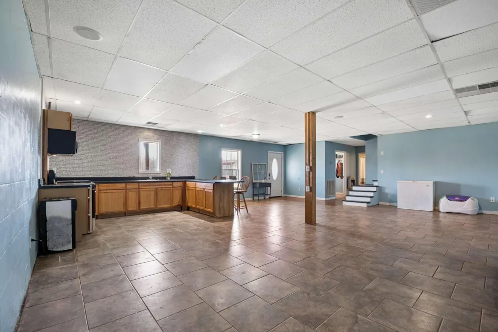 324 Laster Holman Lane Decherd, TN 37324