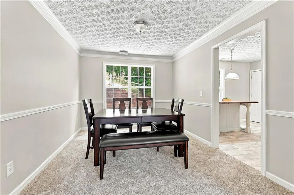 2455 Tolliver Drive Ellenwood, GA 30294