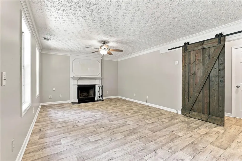 2455 Tolliver Drive Ellenwood, GA 30294