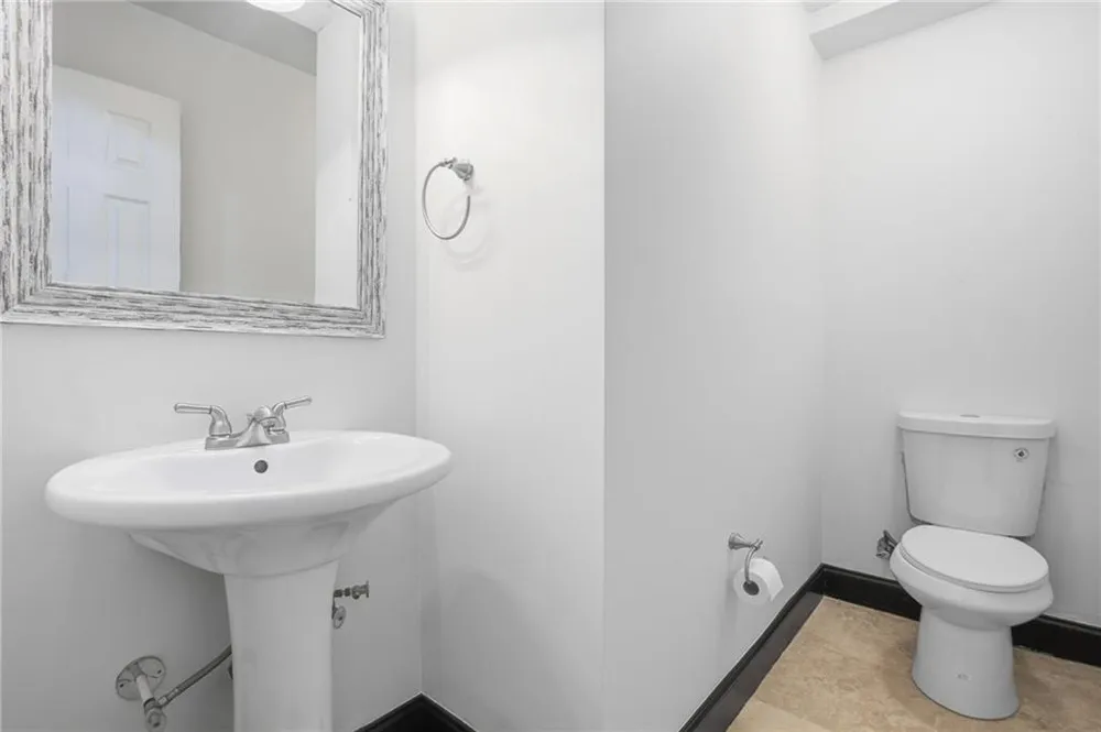 6980 Roswell Road #C5 Sandy Springs, GA 30328