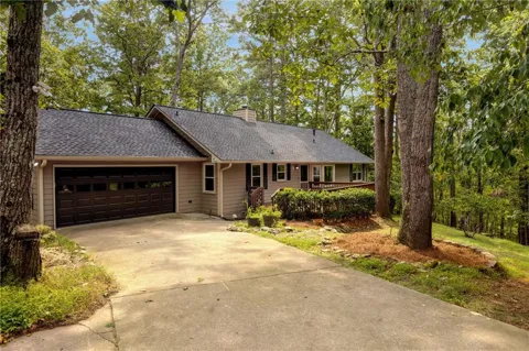 15 Southridge Trail SE