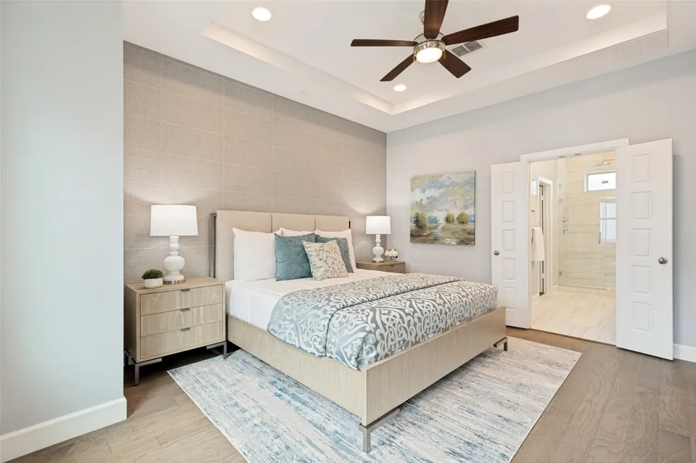 746 Spanish Oaks Place Dallas, TX 75204